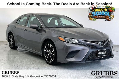 2020 Toyota Camry SE