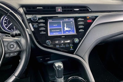 2020 Toyota Camry SE