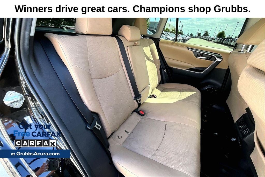 2020 Toyota RAV4 Hybrid XLE