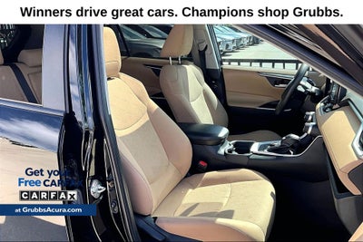 2020 Toyota RAV4 Hybrid XLE
