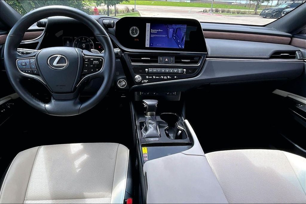 2025 Lexus ES 350