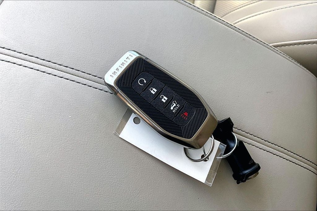 2025 INFINITI QX60 LUXE