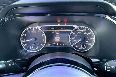 2022 Nissan Pathfinder SL