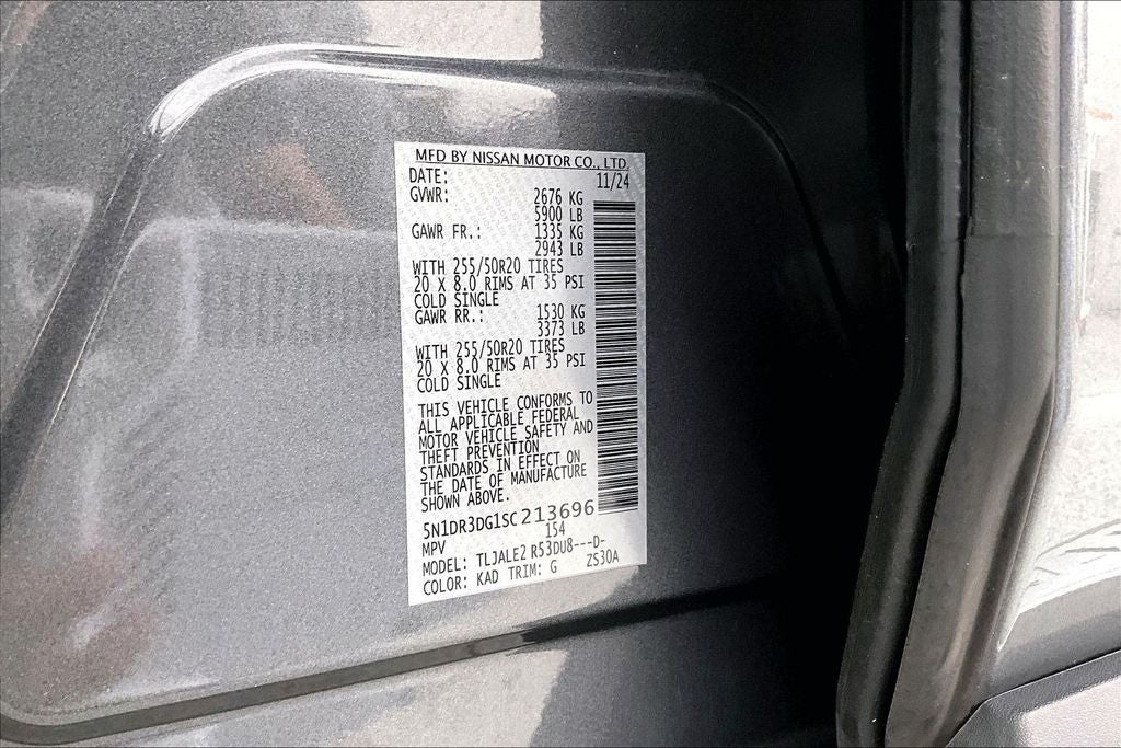 2025 Nissan Pathfinder Platinum