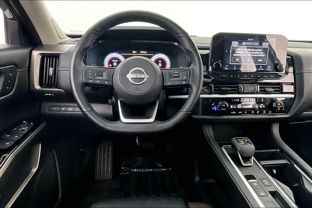 2025 Nissan Pathfinder Platinum