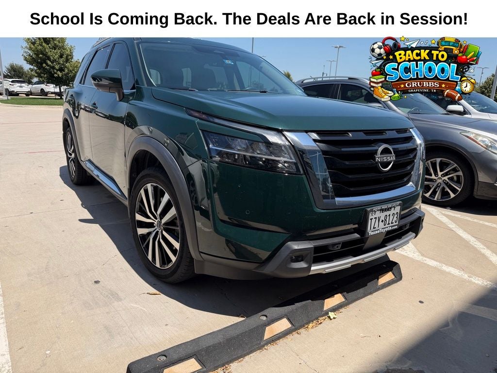 2023 Nissan Pathfinder Platinum
