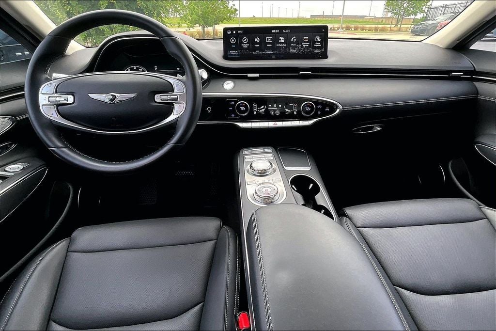 2024 Genesis GV70 2.5T