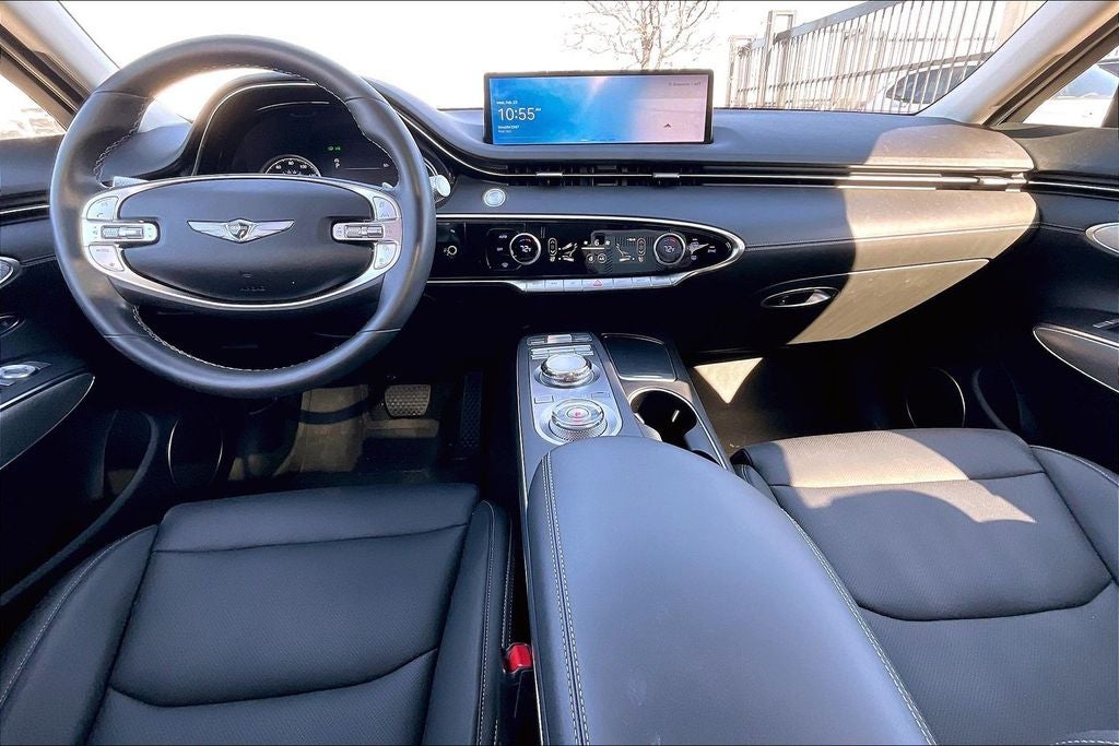 2024 Genesis GV70 2.5T