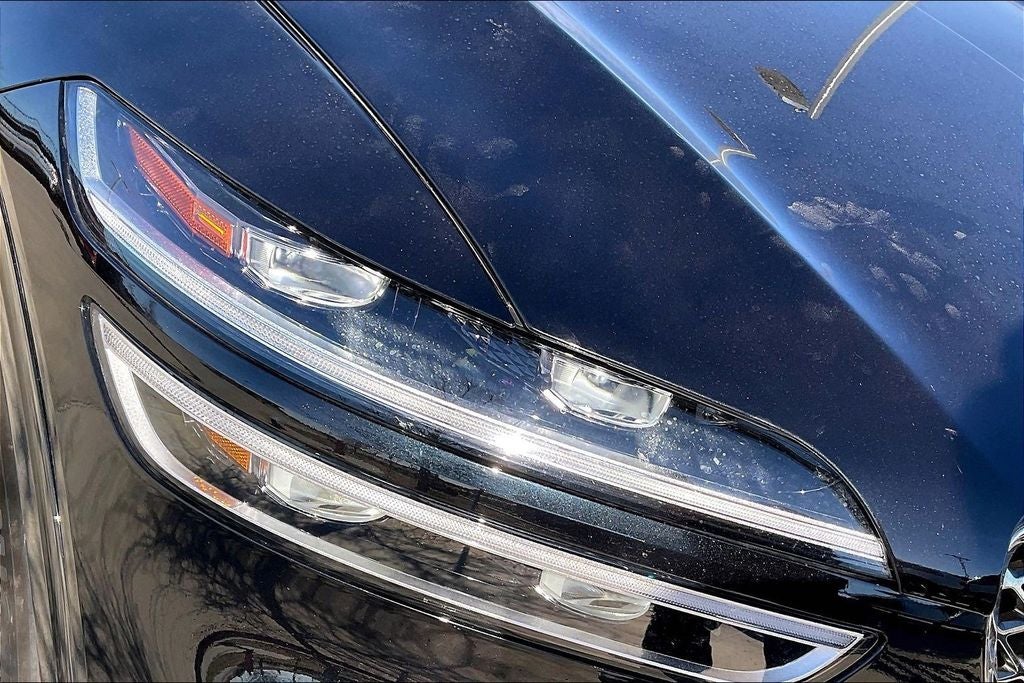 2024 Genesis GV70 2.5T