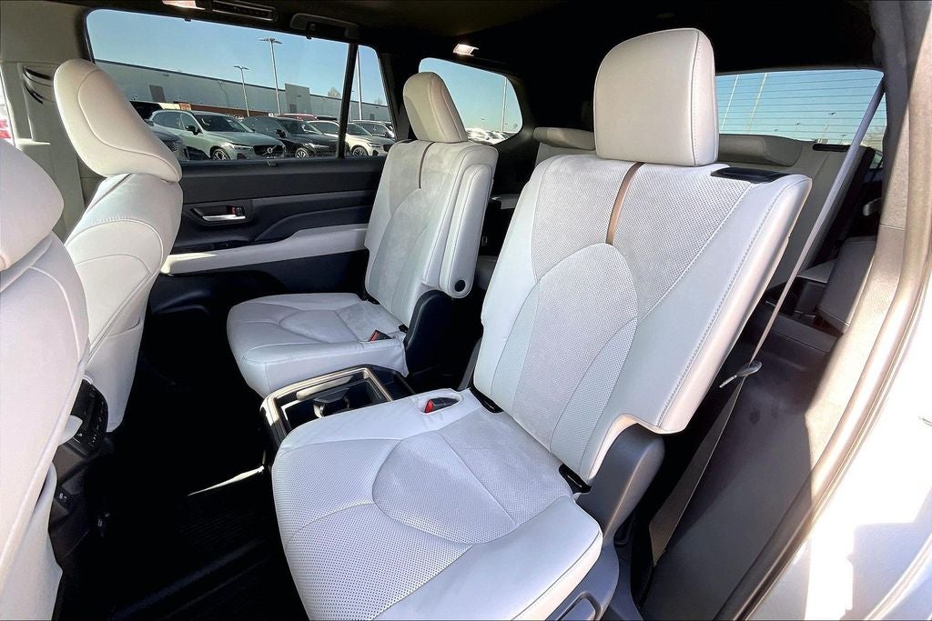 2024 Toyota Grand Highlander Hybrid MAX Limited