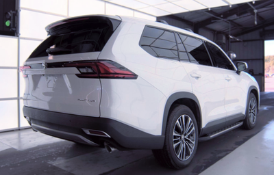 2026 Toyota Grand Highlander Hybrid MAX Platinum