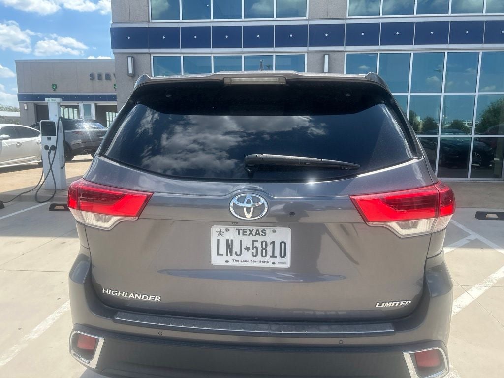 2018 Toyota Highlander Limited Platinum