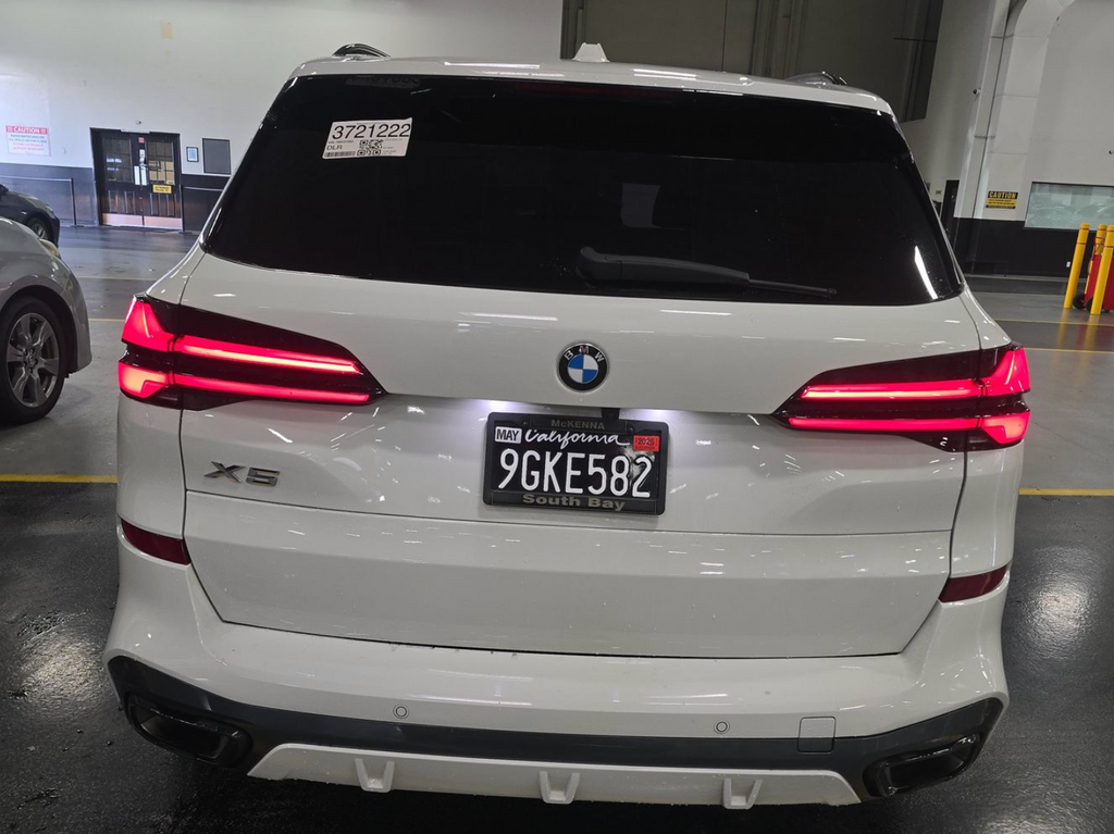 2024 BMW X5 sDrive40i M Sport