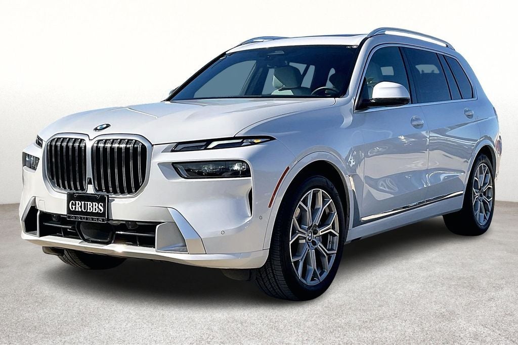 2023 BMW X7 xDrive40i