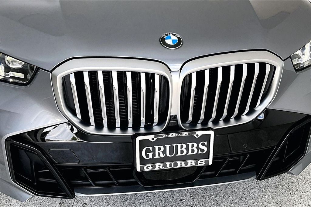 2025 BMW X5 xDrive40i M Sport