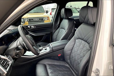 2025 BMW X5 xDrive50e M Sport