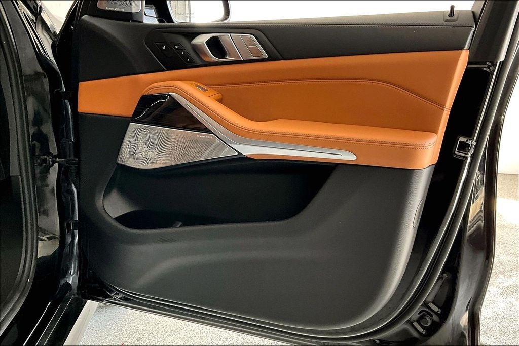 2020 BMW X7 M50i