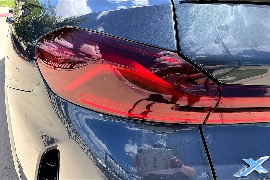 2022 BMW X6 xDrive40i M Sport