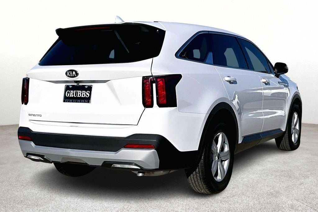 2025 Kia Sorento LX