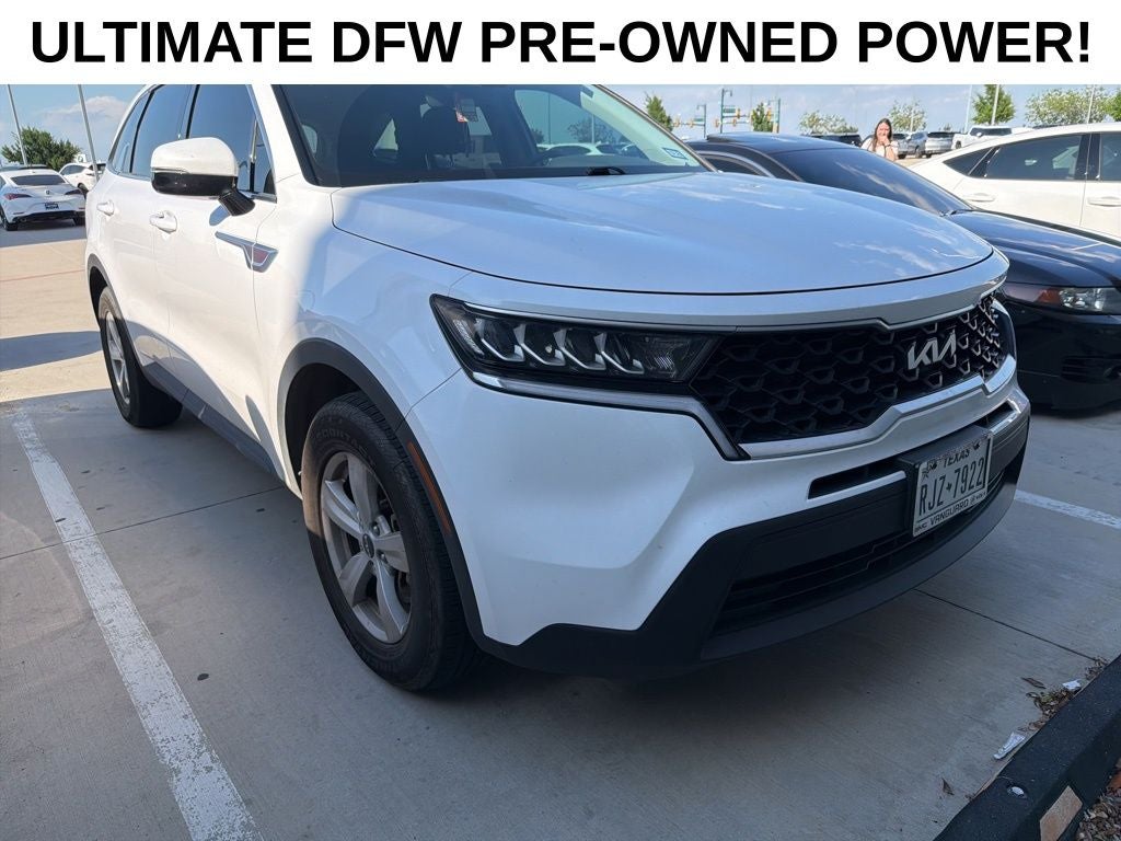 2022 Kia Sorento LX