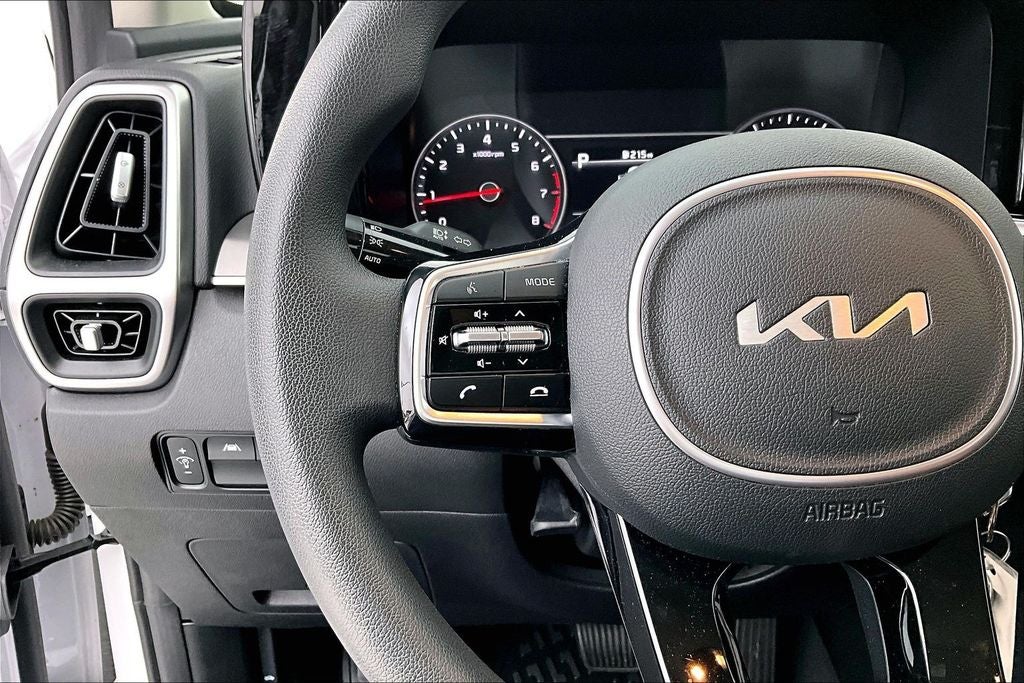 2022 Kia Sorento LX