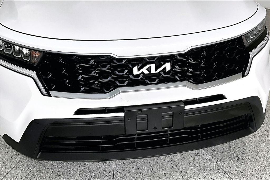 2022 Kia Sorento LX