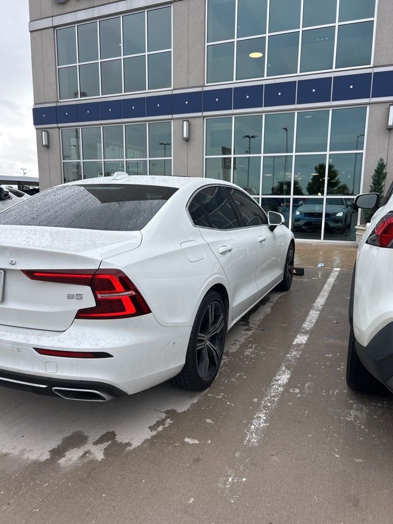2022 Volvo S60 B5 Inscription