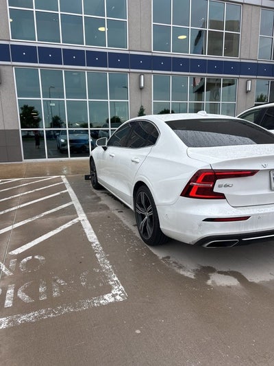 2022 Volvo S60 B5 Inscription