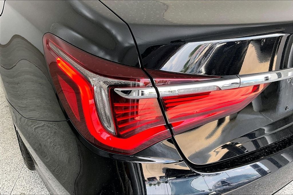 2019 Acura RLX Sport Hybrid Base w/Advance Package