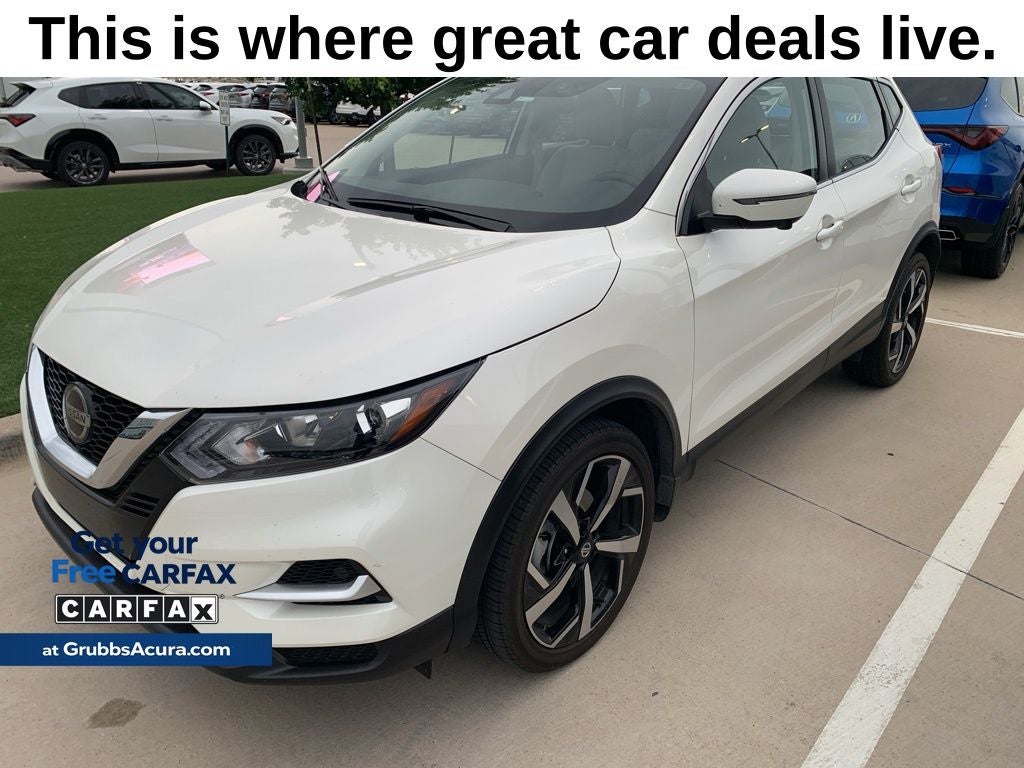 2022 Nissan Rogue Sport SL AWD's photo