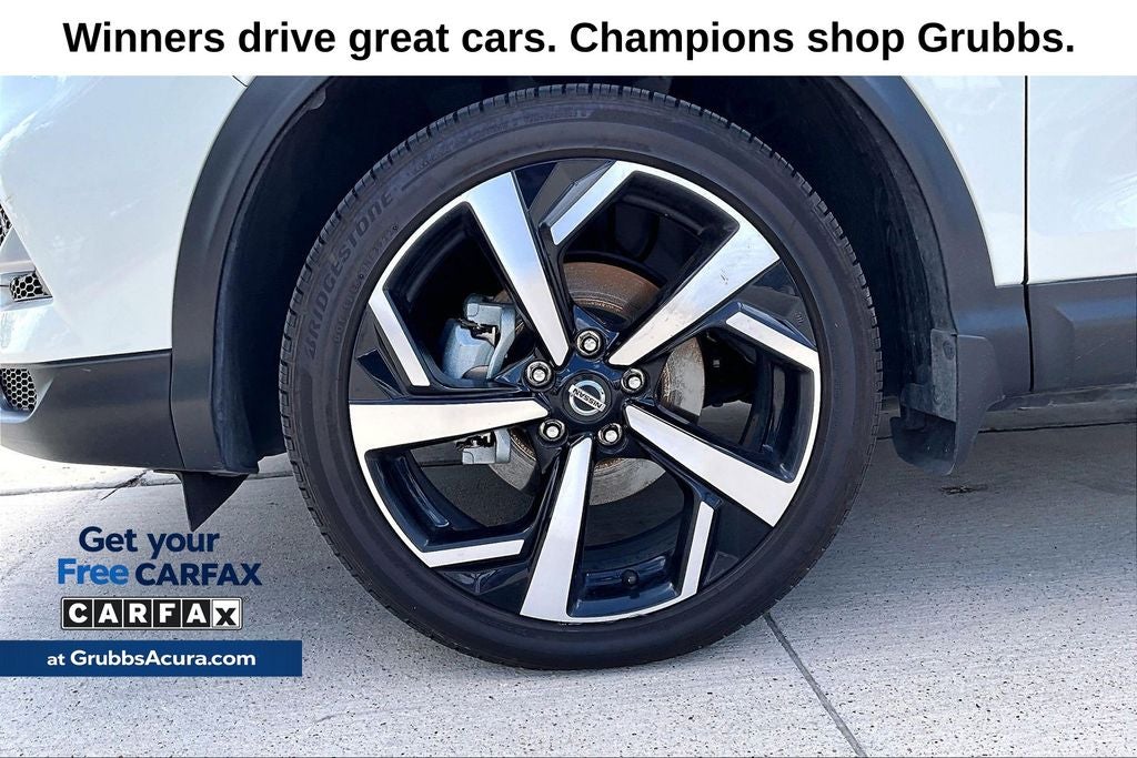 2022 Nissan Rogue Sport SL