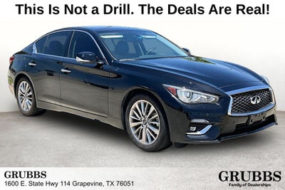 2023 INFINITI Q50 LUXE