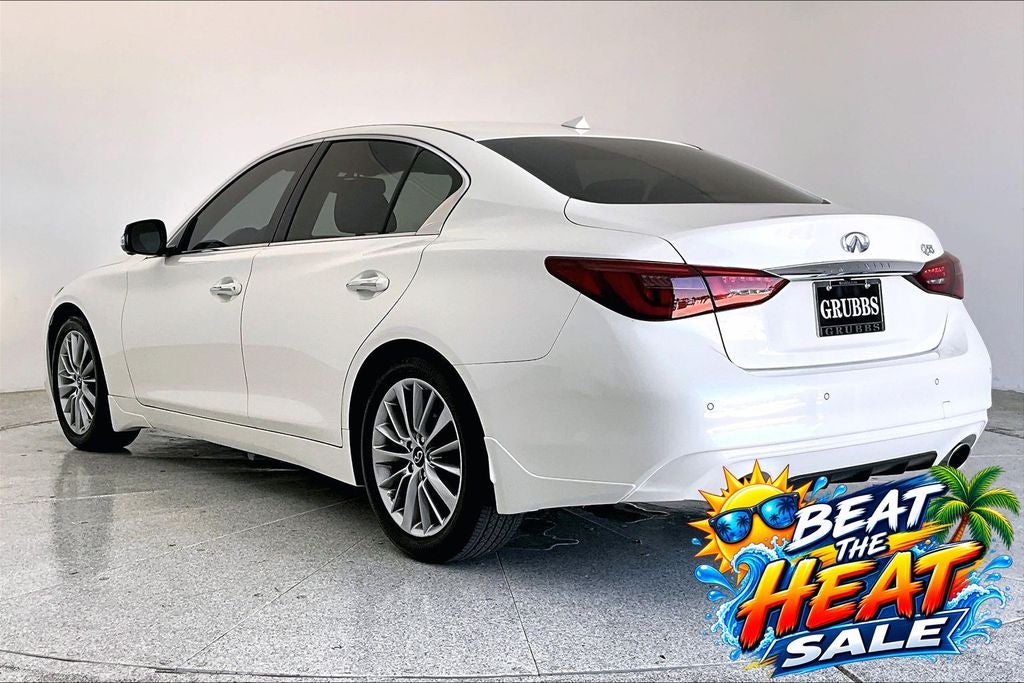 2023 INFINITI Q50 LUXE