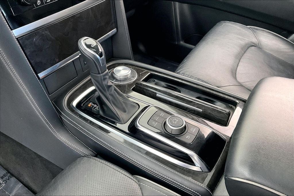 2024 INFINITI QX80 LUXE