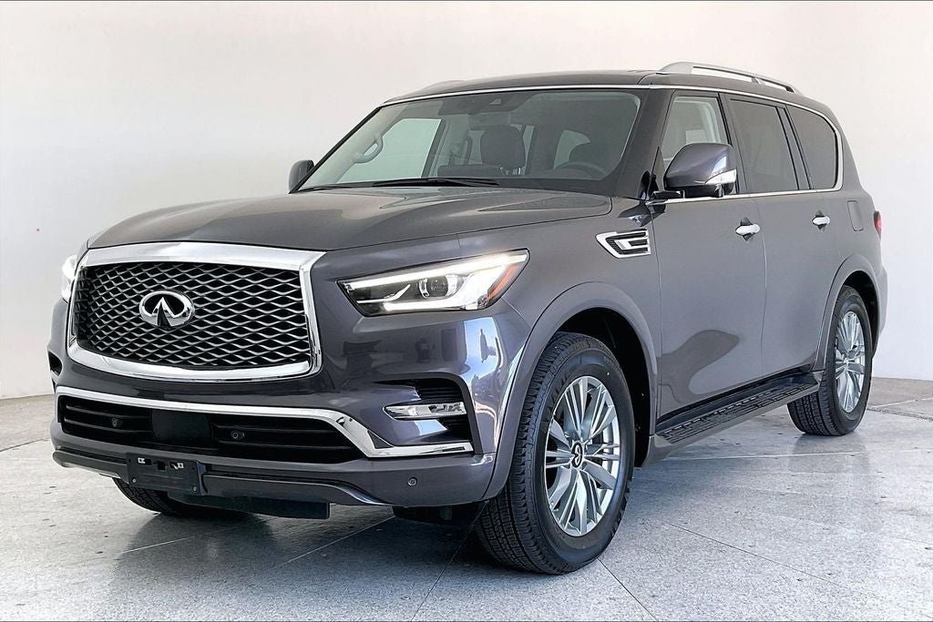 2024 INFINITI QX80 LUXE