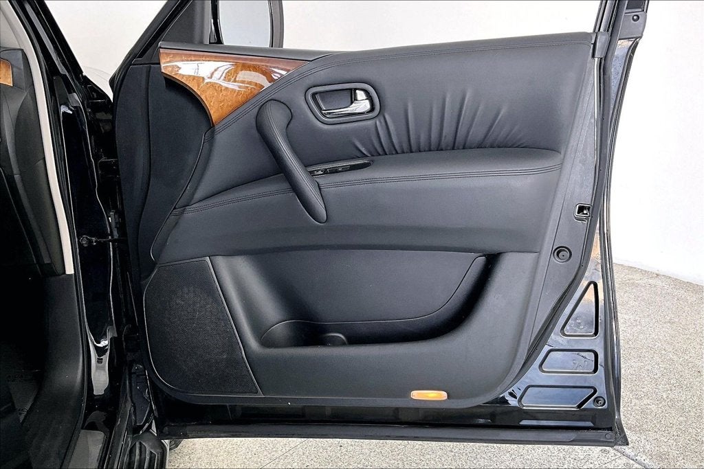 2011 INFINITI QX56 Base