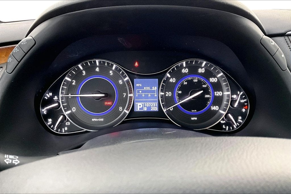 2011 INFINITI QX56 Base