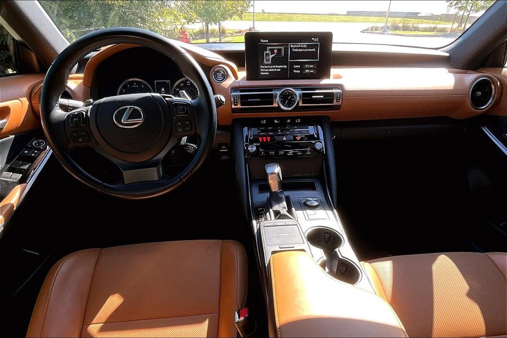 2021 Lexus IS 300