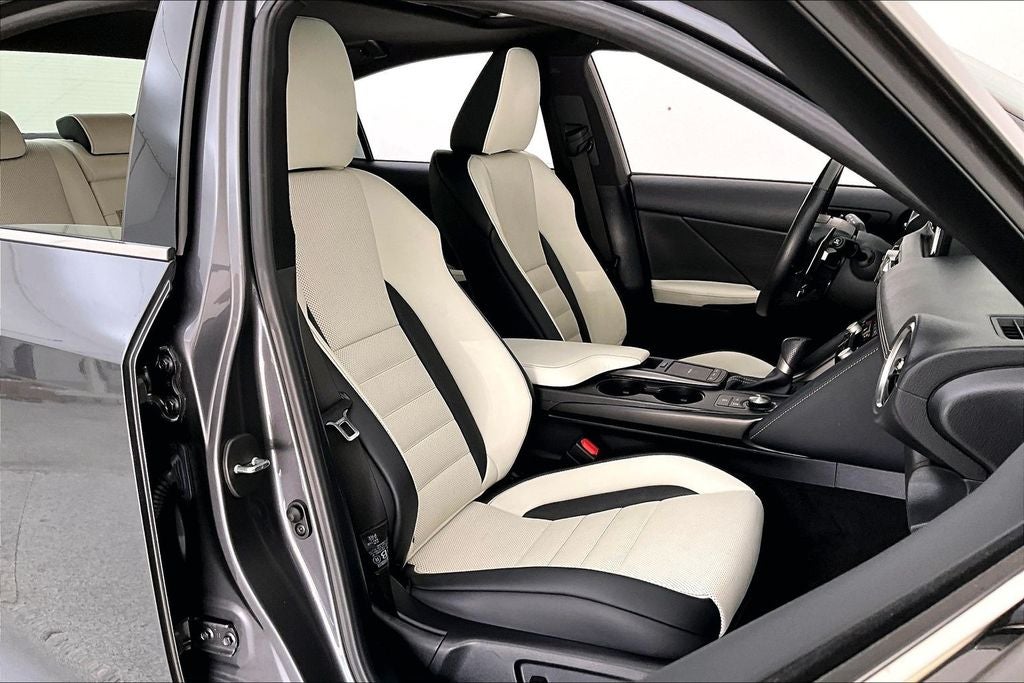 2022 Lexus IS 350 F SPORT