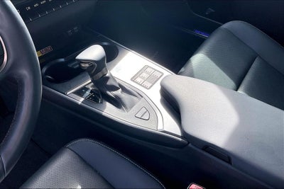 2023 Lexus UX 250h Premium