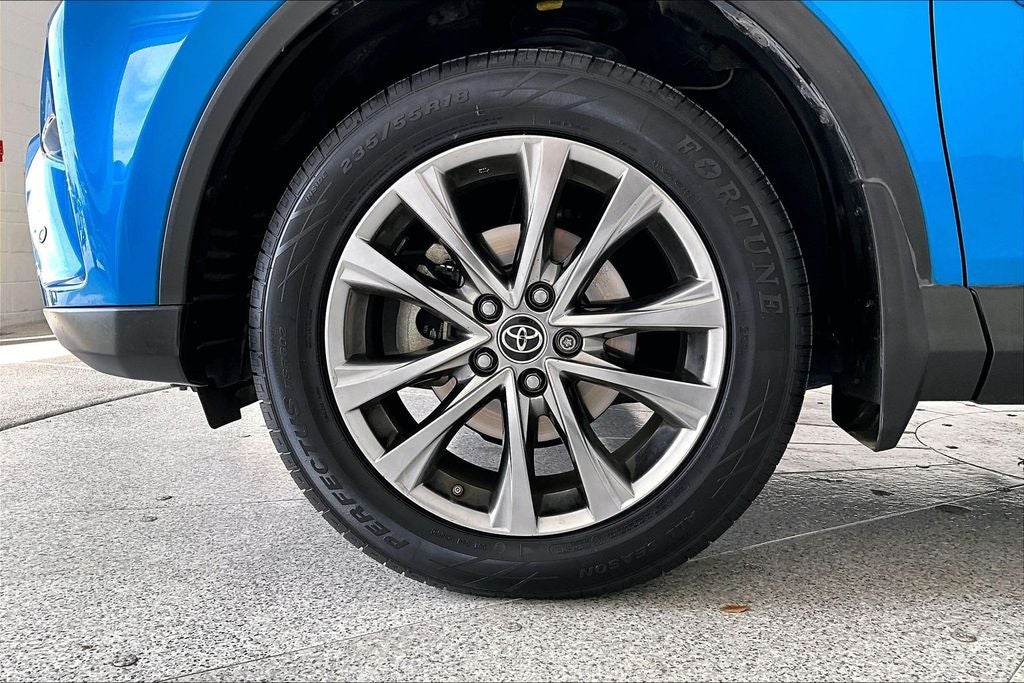 2017 Toyota RAV4 Limited