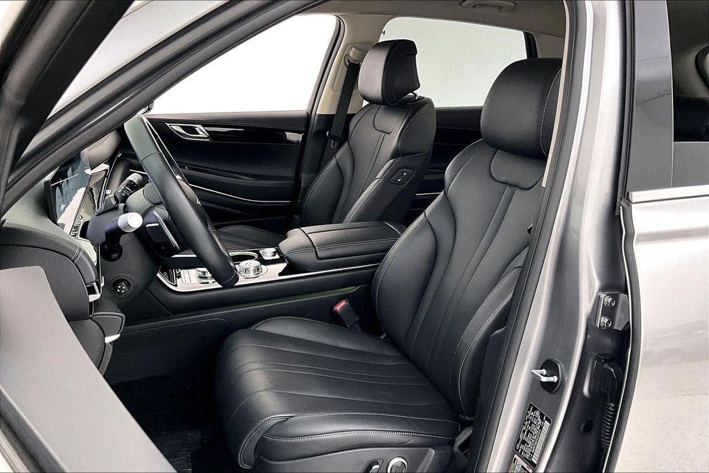 2025 Genesis GV80 2.5T