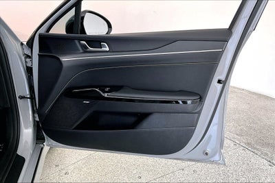 2025 Kia K5 GT