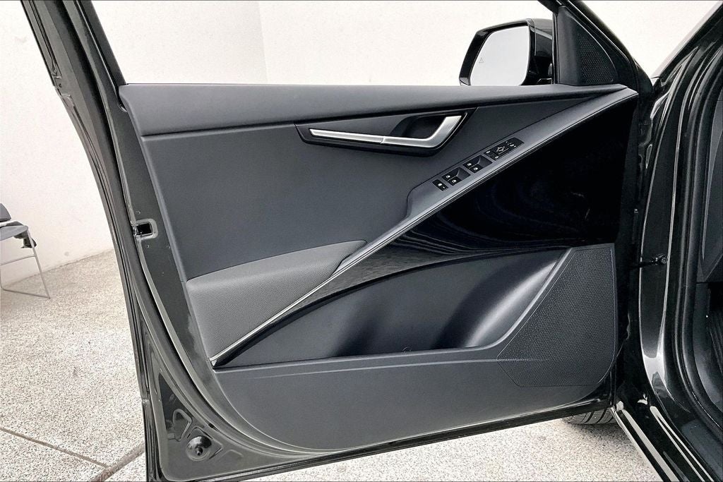 2025 Kia Niro EV Wind