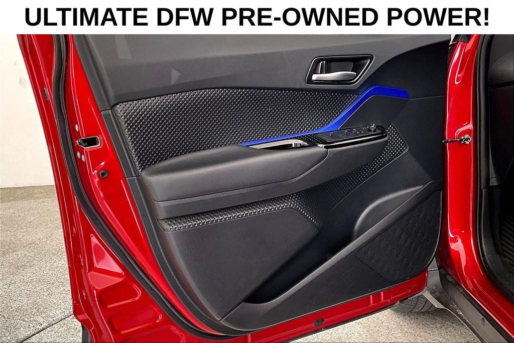 2022 Toyota C-HR XLE