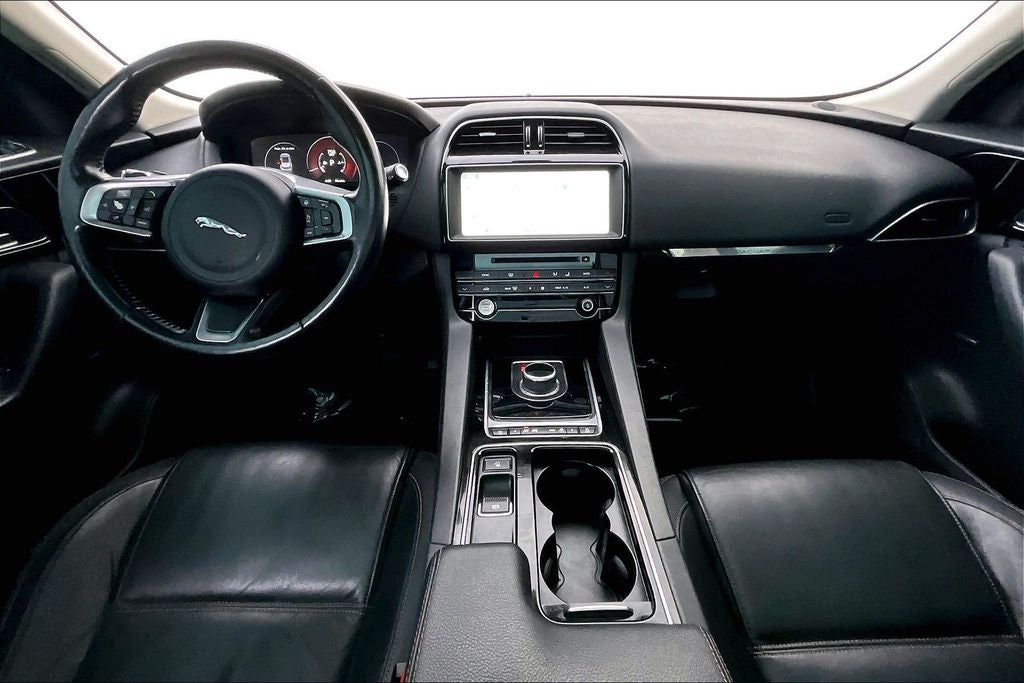 2018 Jaguar F-PACE 25t Prestige