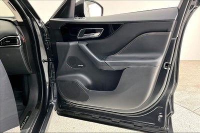 2018 Jaguar F-PACE 25t Prestige