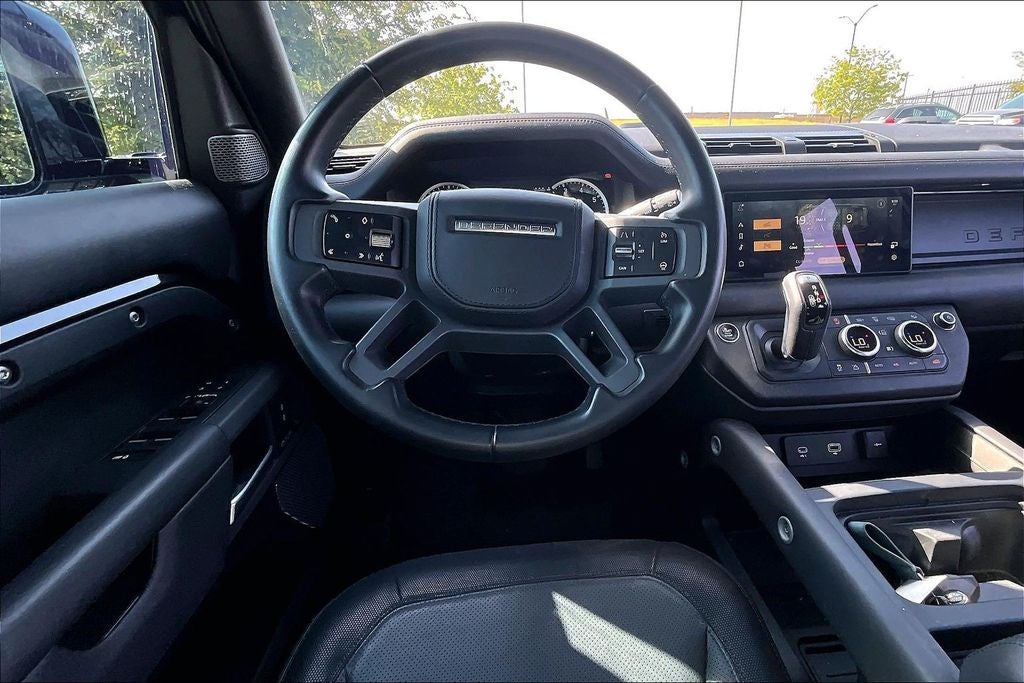 2023 Land Rover Defender 110 X-Dynamic SE