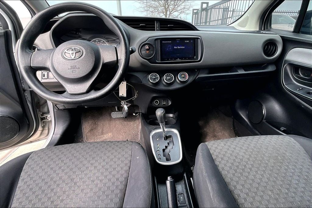 2016 Toyota Yaris L