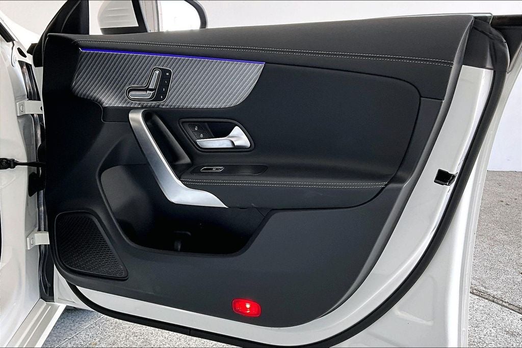 2025 Mercedes-Benz CLA CLA 250 - Photo 23